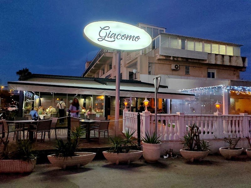 Restaurante Giacomo - restaurante en Torrevieja, Alicante, España