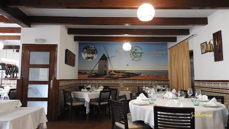 Restaurante Hogar Del Pescador - restaurante en Pilar de la Horadada, Alicante, España