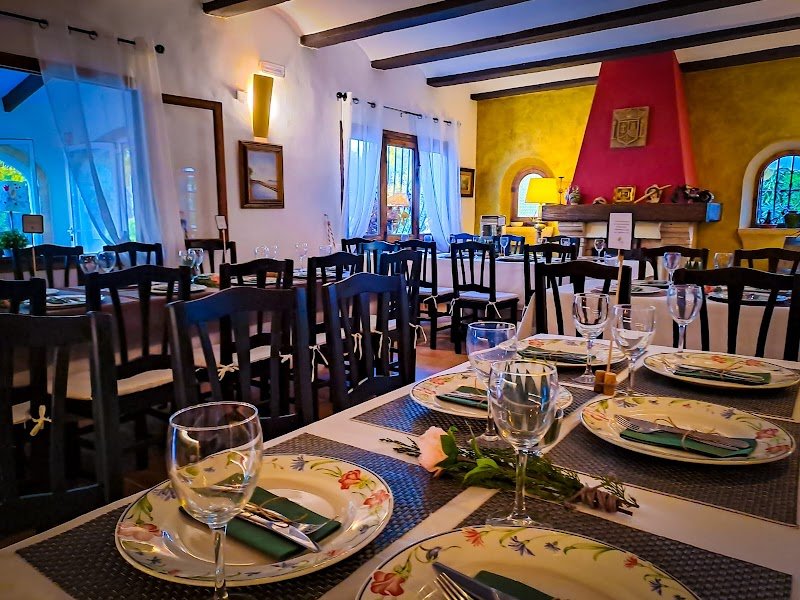 Restaurante L'Escut/ cocina Indonesia y Mediterránea - restaurante en Jávea, Alicante, España