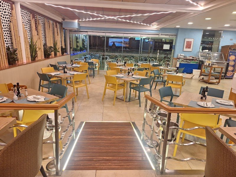 Restaurante La Bahía - restaurante en Benidorm, Alicante, España