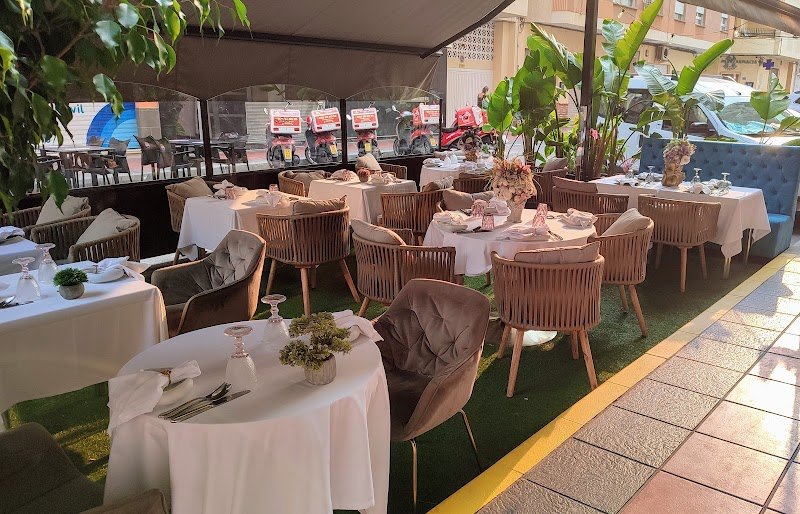 Restaurante Luka - restaurante en Guardamar del Segura, Alicante, España