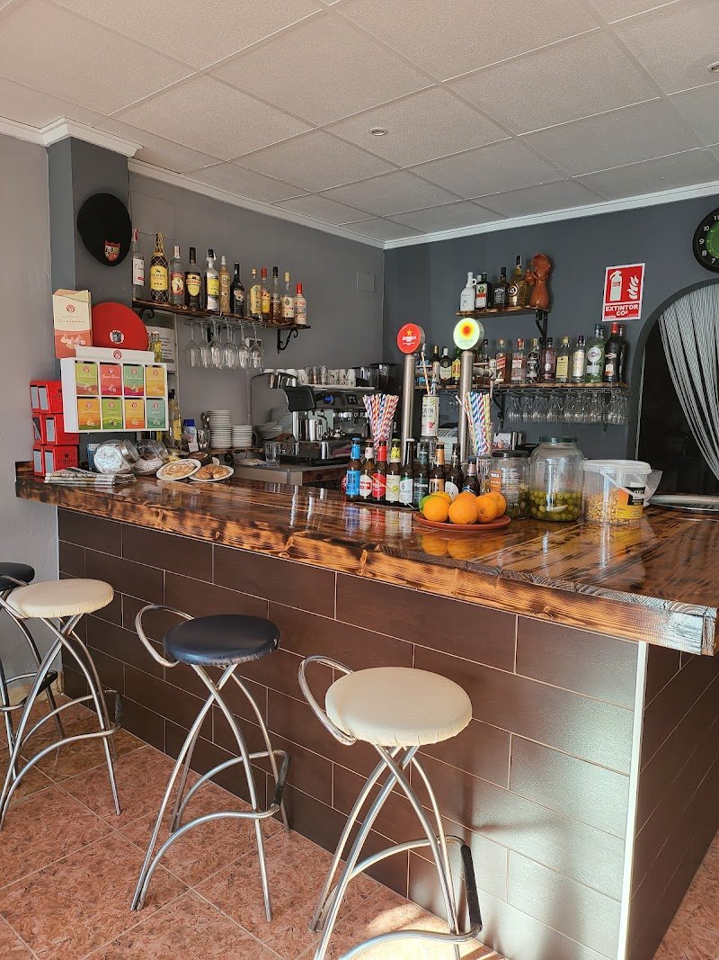Restaurante Mar Y Tierra - restaurante en Torrevieja, Alicante, España