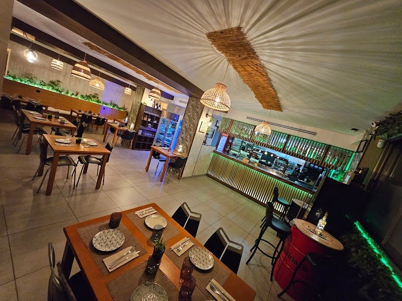 Restaurante Moby Dick - restaurante en Oliva, Valencia, España