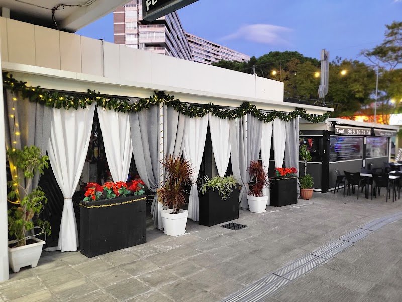 Restaurante Nou Delfín - restaurante en Alicante, Alicante, España