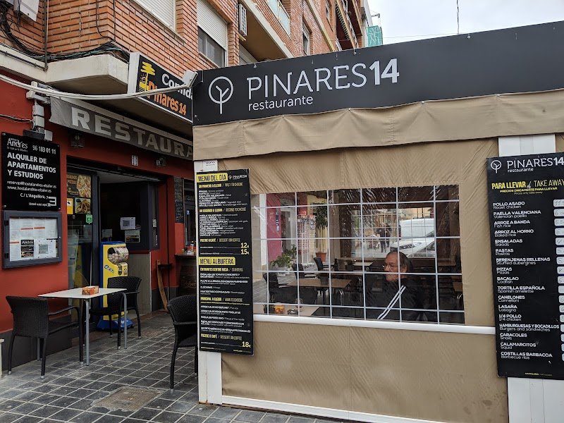 Restaurante Pinares 14 - restaurante en El Saler, Valencia, España
