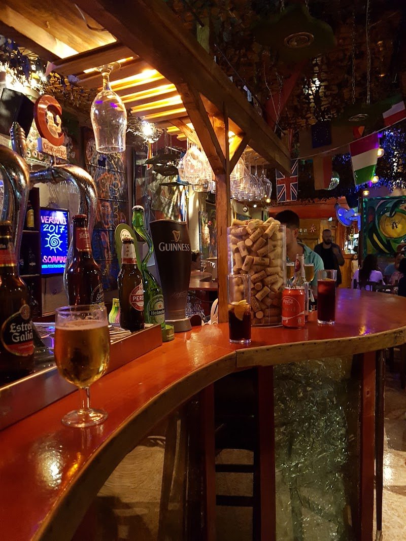 RESTAURANTE PIZZERIA COCOA - restaurante en Santa Pola, Alicante, España