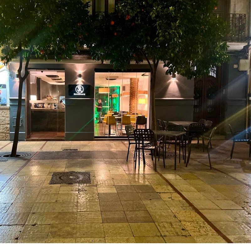 RESTAURANTE ROMANOVA - restaurante en Gandía, Valencia, España