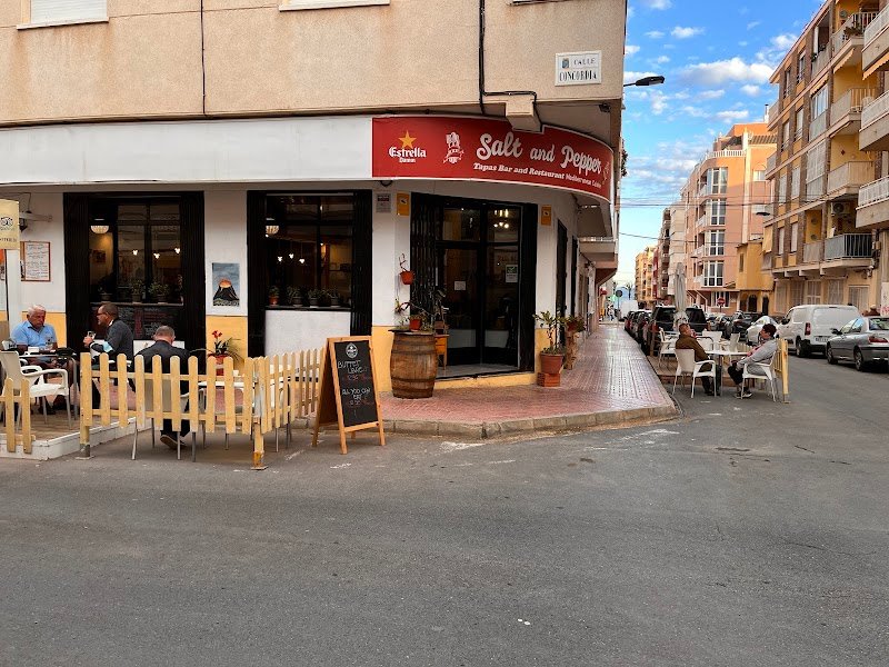 Restaurante Salt and Pepper - restaurante en Torrevieja, Alicante, España