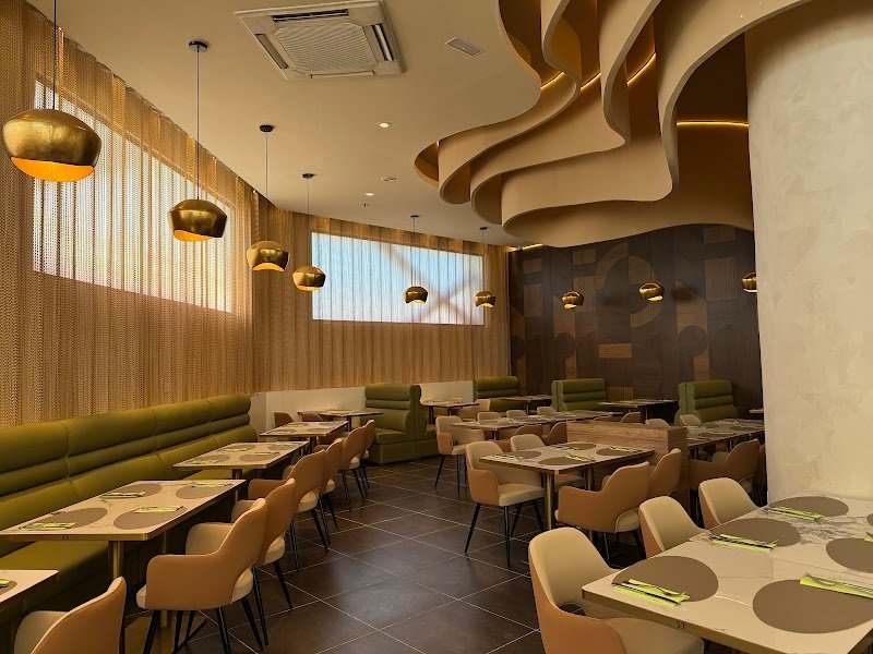 Restaurante Savoré - Buffet Internacional - restaurante en La Zenia, Alicante, España