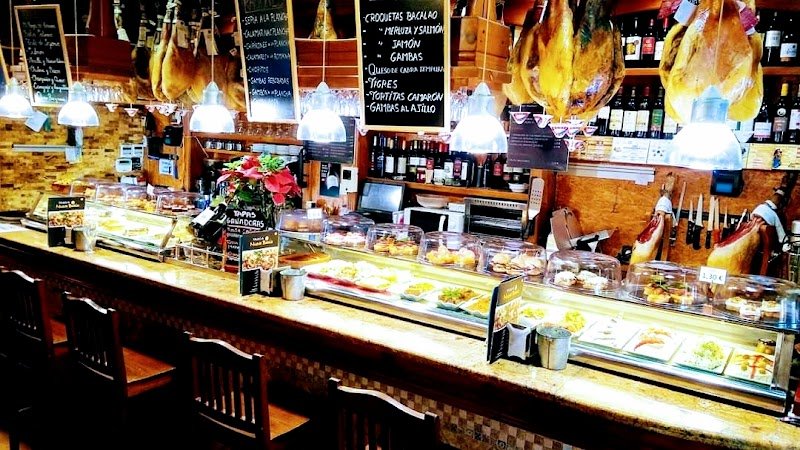 Restaurante Tasca Nueva Bahía - restaurante en Torrevieja, Alicante, España