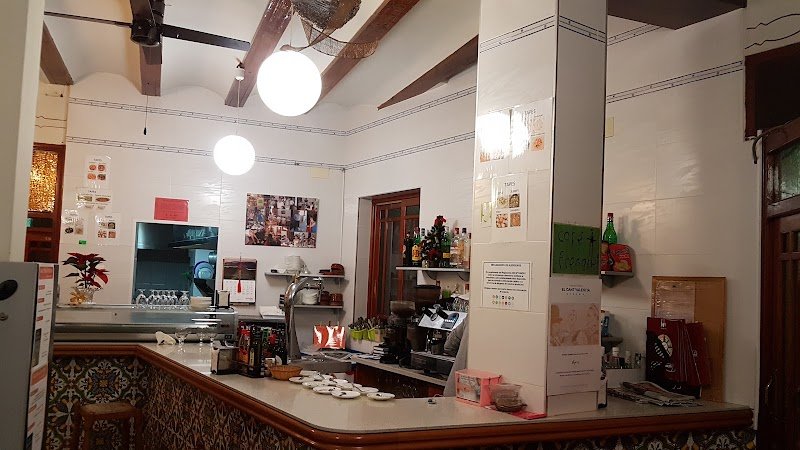 Restaurante Tramuntana - restaurante en El Puig, Valencia, España