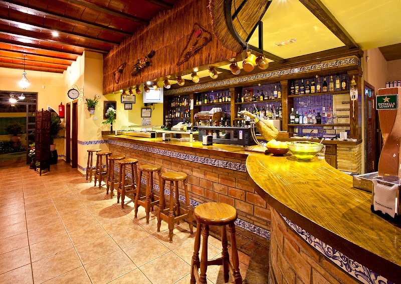 Restaurante Victoria & Roneria Mangú - restaurante en Pilar de la Horadada, Alicante, España