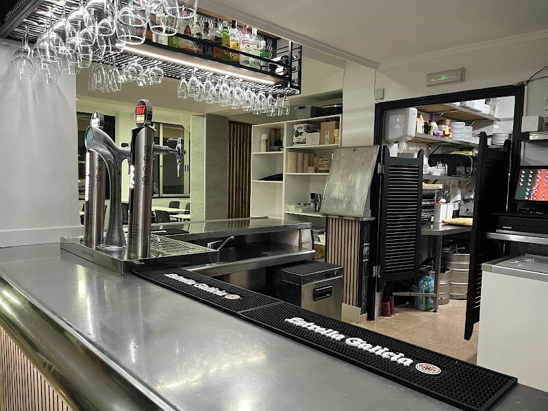Restobar La Playa - restaurante en Guardamar del Segura, Alicante, España