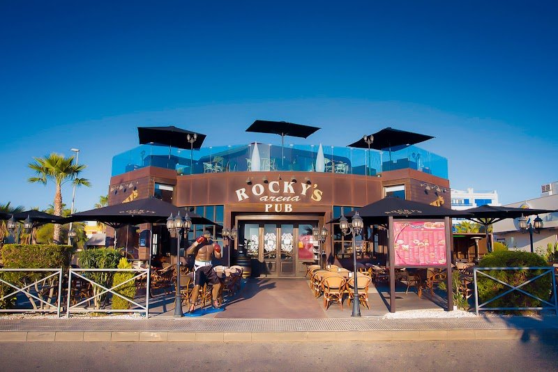 Rocky's Arena - restaurante en Torrevieja, Alicante, España