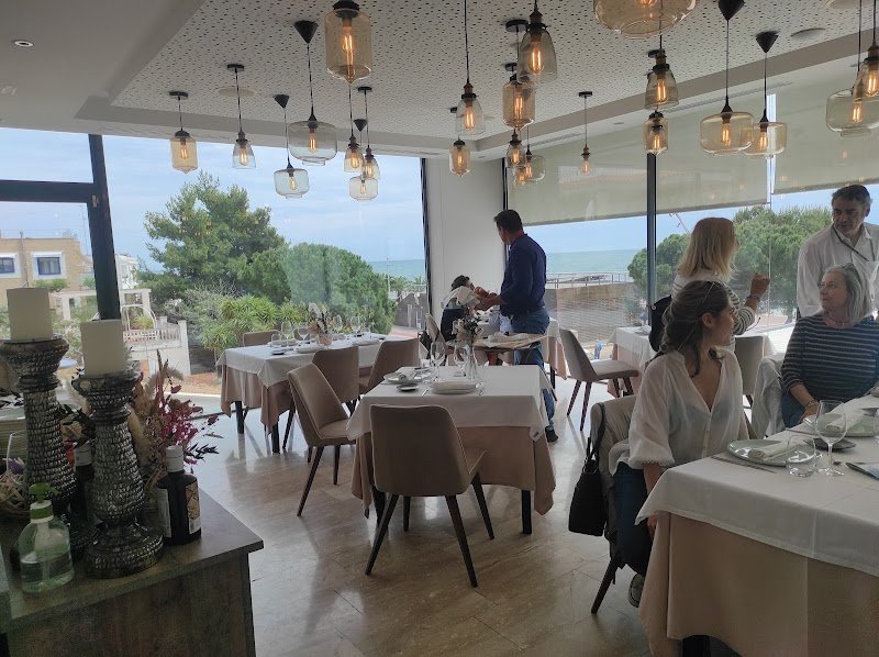 Rodamar ESPAI GASTRONÒMIC - restaurante en El Perelló, Valencia, España
