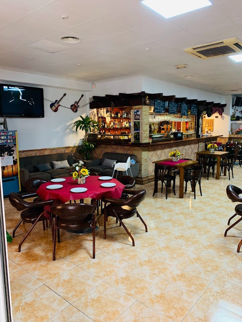 Ruta Margalla Food And Drinks - restaurante en Torrevieja, Alicante, España