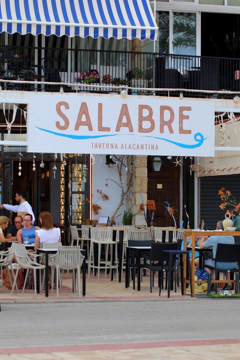 Salabre Taverna Bar - restaurante en El Campello, Alicante, España