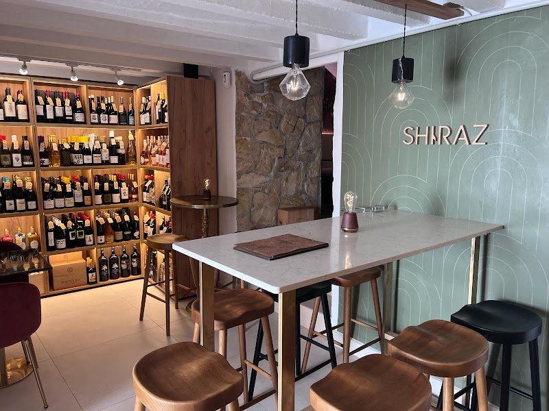 SHIRAZ Vinoteca - restaurante en Altea, Alicante, España