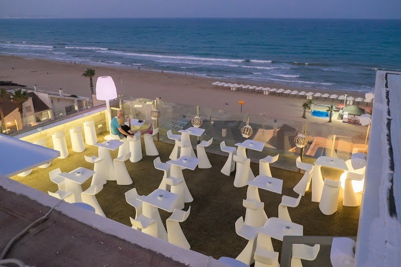 Sky Bar - restaurante en Guardamar del Segura, Alicante, España
