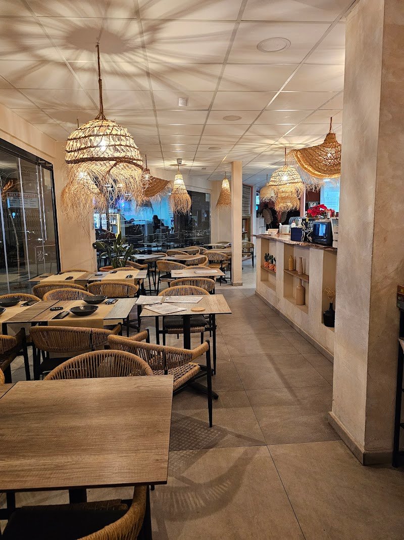 Sol y Sombra Pizzería restaurante - restaurante en Calpe, Alicante, España