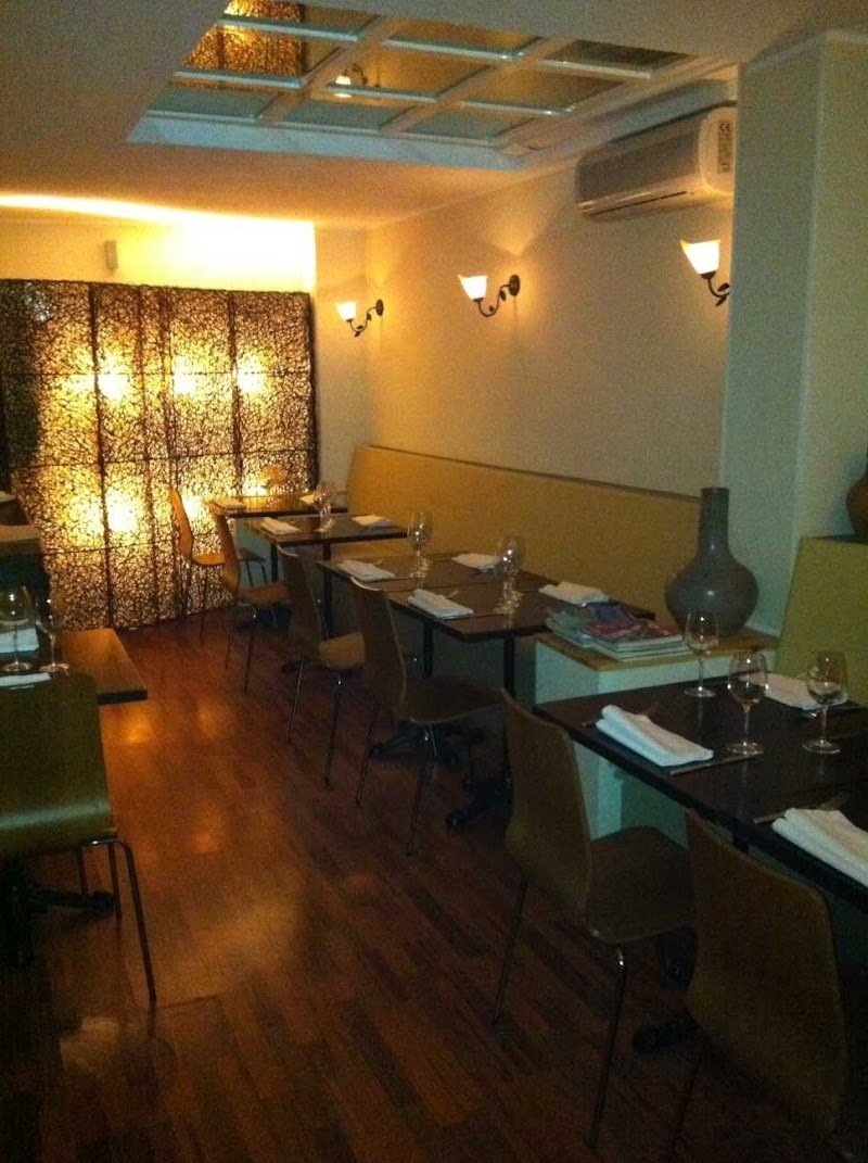 Stuzzikini - restaurante en Marbella, Málaga, España