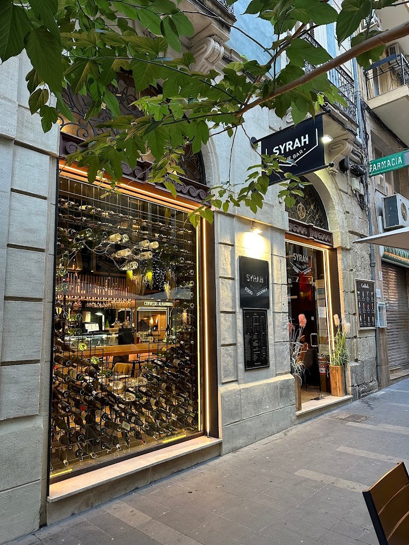 Syrah Wine Bar - restaurante en Alicante, Alicante, España