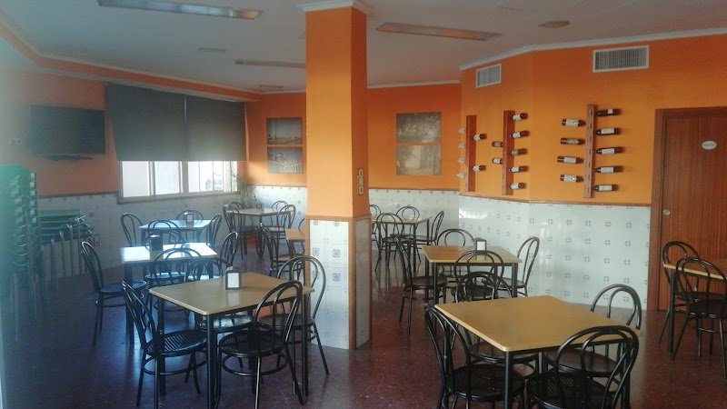 taperia bar noe - restaurante en El Puig, Valencia, España