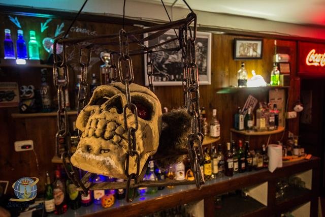 The Alchemist Pub - restaurante en Torrevieja, Alicante, España