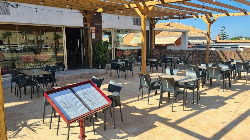 The Claddagh Wood Fired Pizzeria - restaurante en Orihuela Costa, Alicante, España