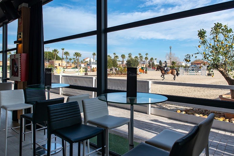 The Club - restaurante en Oliva, Valencia, España