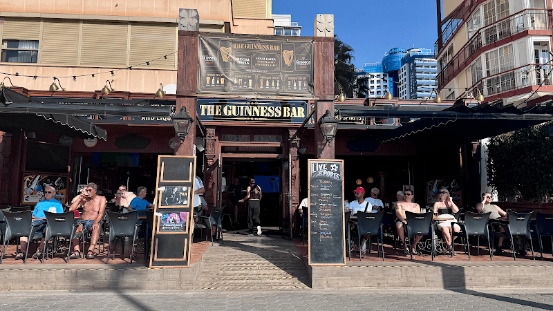 The Guinness Bar - restaurante en Benidorm, Alicante, España