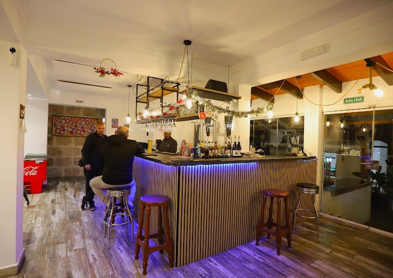 THE MOMOS BAR-RESTAURANTE - restaurante en Teulada, Alicante, España