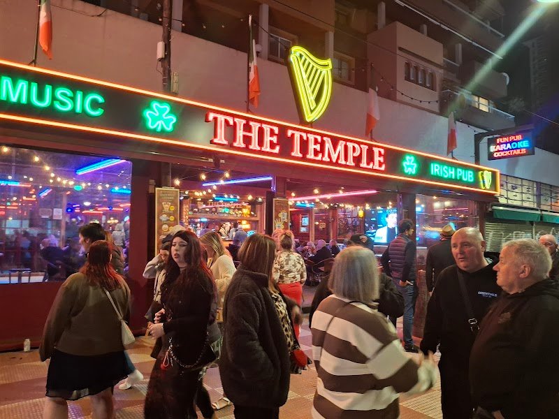 THE TEMPLE IRISH PUB - restaurante en Benidorm, Alicante, España