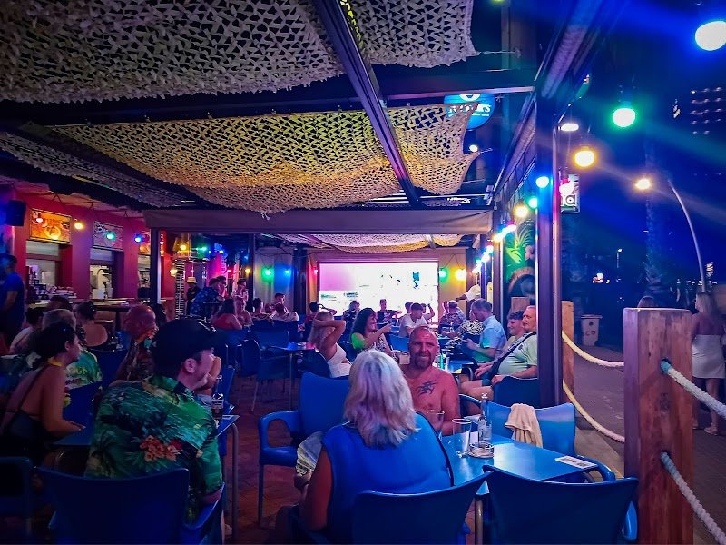 Tiki Beach - restaurante en Benidorm, Alicante, España