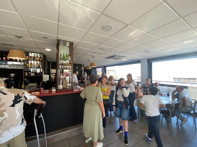 Tommy bar - restaurante en Torrevieja, Alicante, España