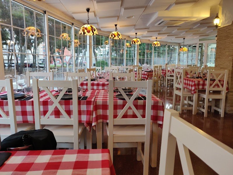 Trattoria La Gandinese - restaurante en Cullera, Valencia, España