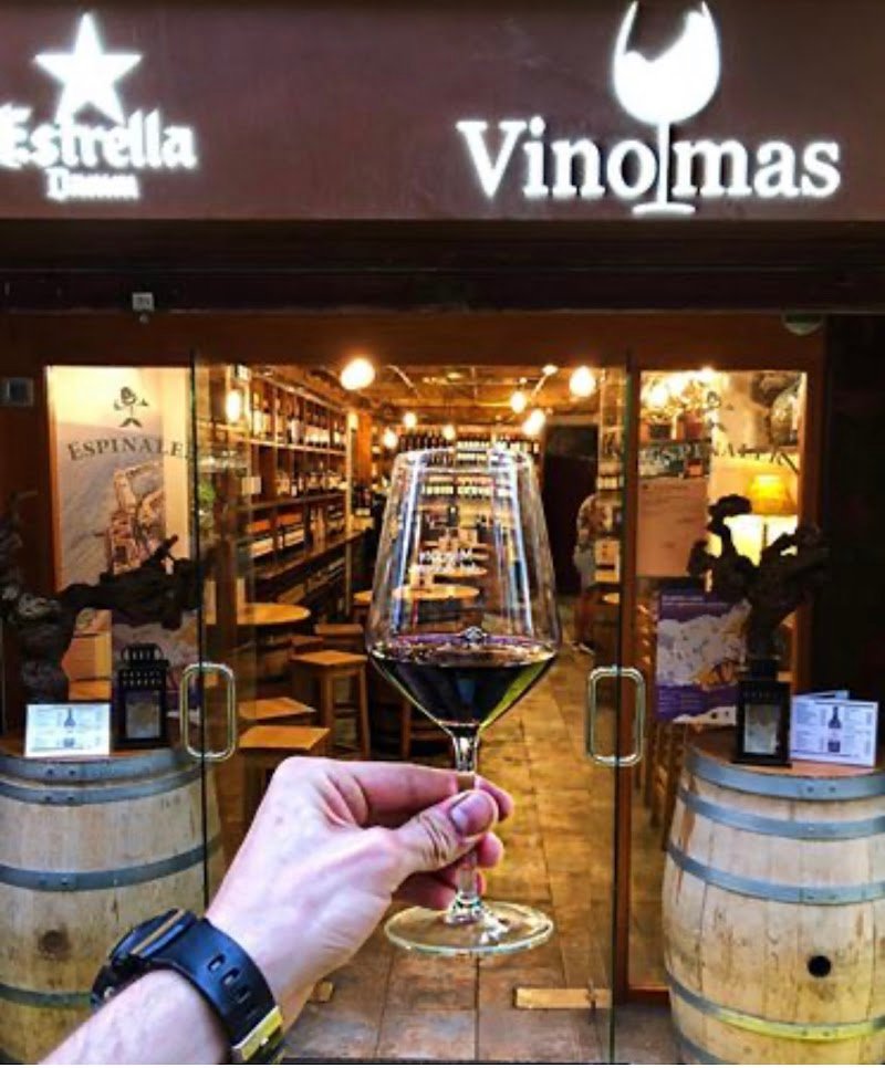 Vino Y Mas - restaurante en Alicante, Alicante, España