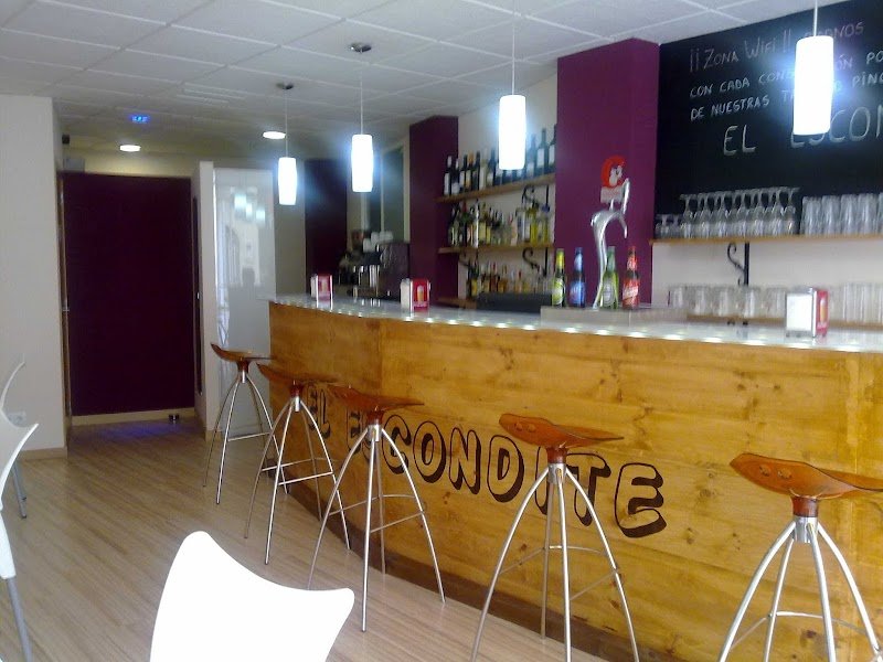 Vinoteca El Escondite - restaurante en Gandía, Valencia, España