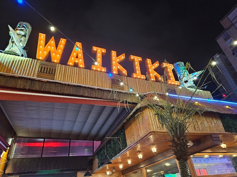 Waikiki Benidorm - restaurante en Benidorm, Alicante, España