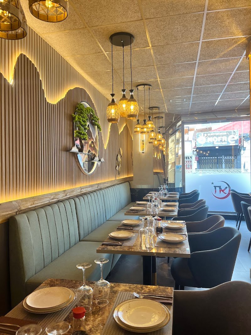 Yami - restaurante en Torrevieja, Alicante, España