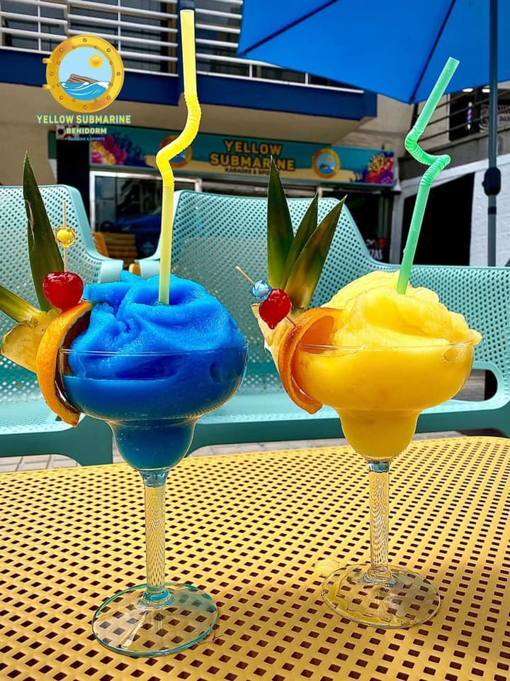Yellow Submarine Benidorm - restaurante en Benidorm, Alicante, España
